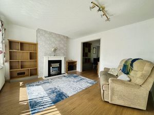 Lounge- click for photo gallery